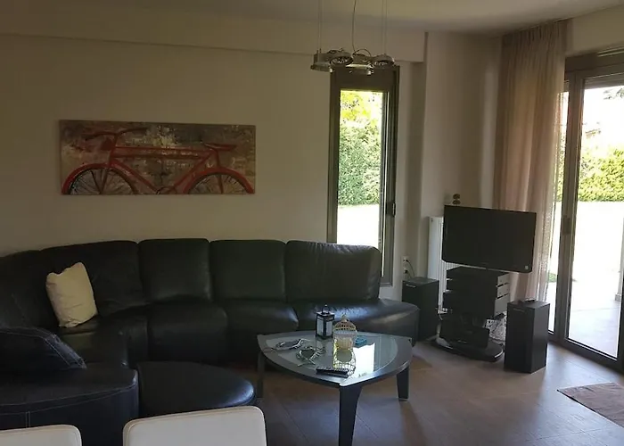 Luxury 2 * Néoi Póroi